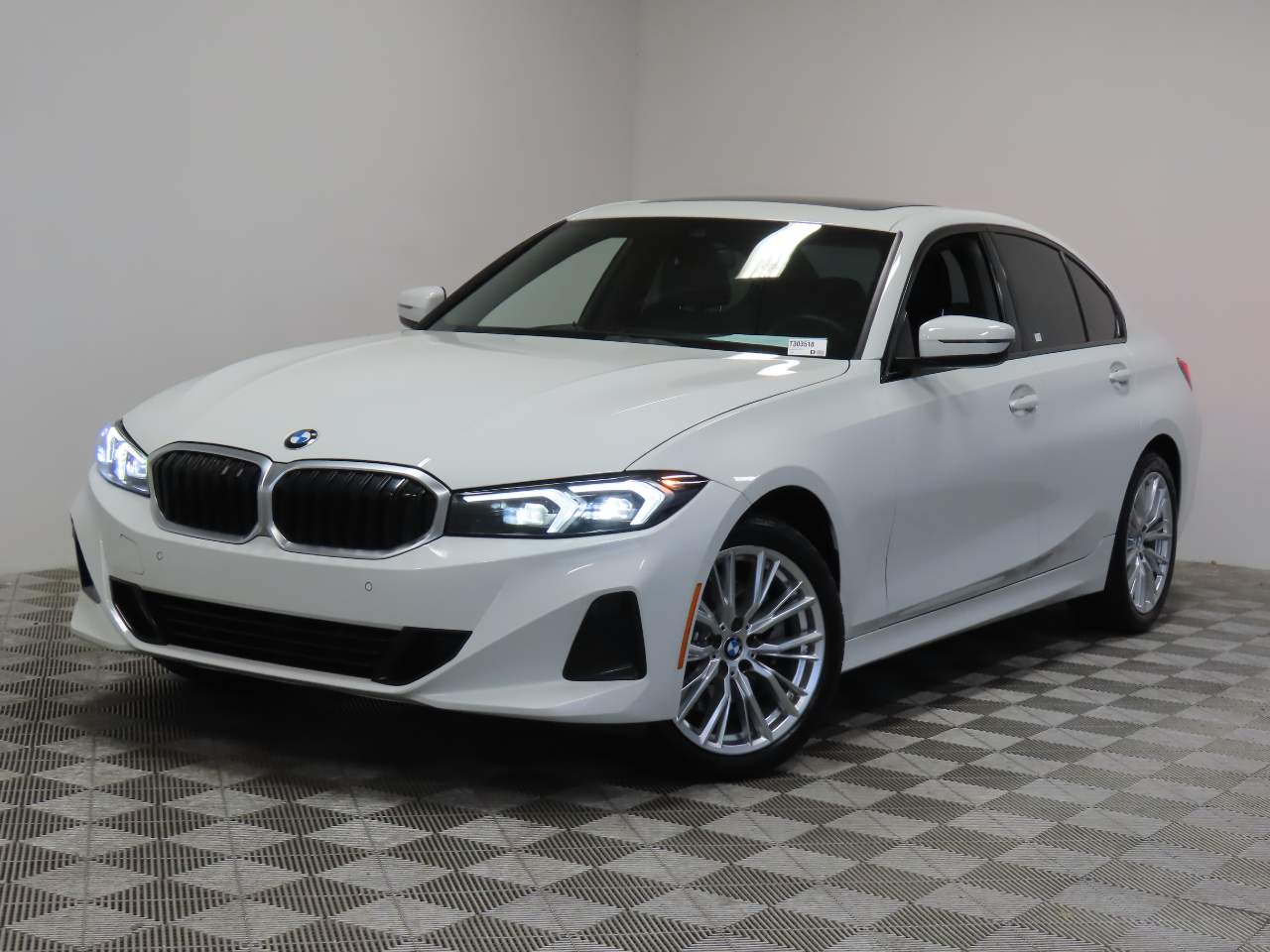 2023 BMW 3 Series 330i