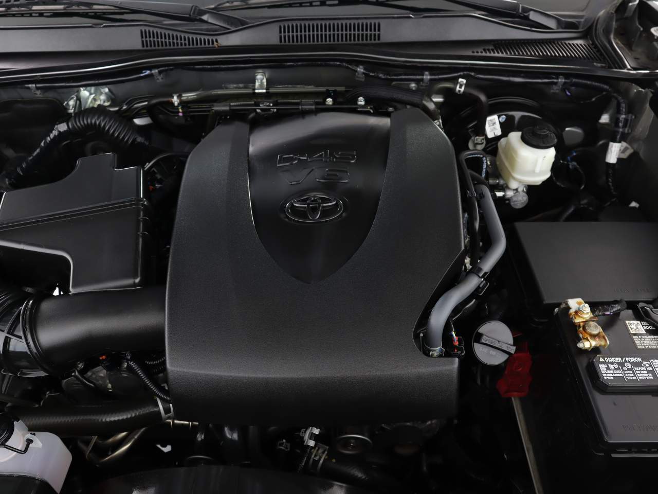 2023 Toyota Tacoma SR5 V6 Crew Cab
