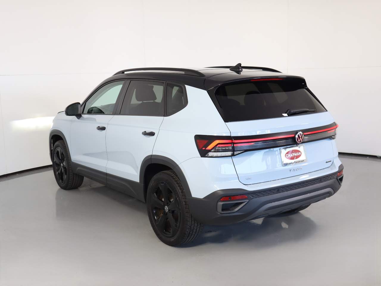 2025 Volkswagen Taos SE Black 4Motion