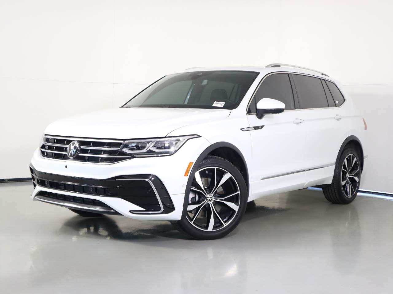 2024 Volkswagen Tiguan SEL R-Line 4Motion
