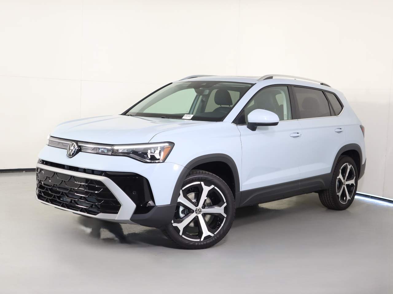 2025 Volkswagen Taos SEL 4Motion