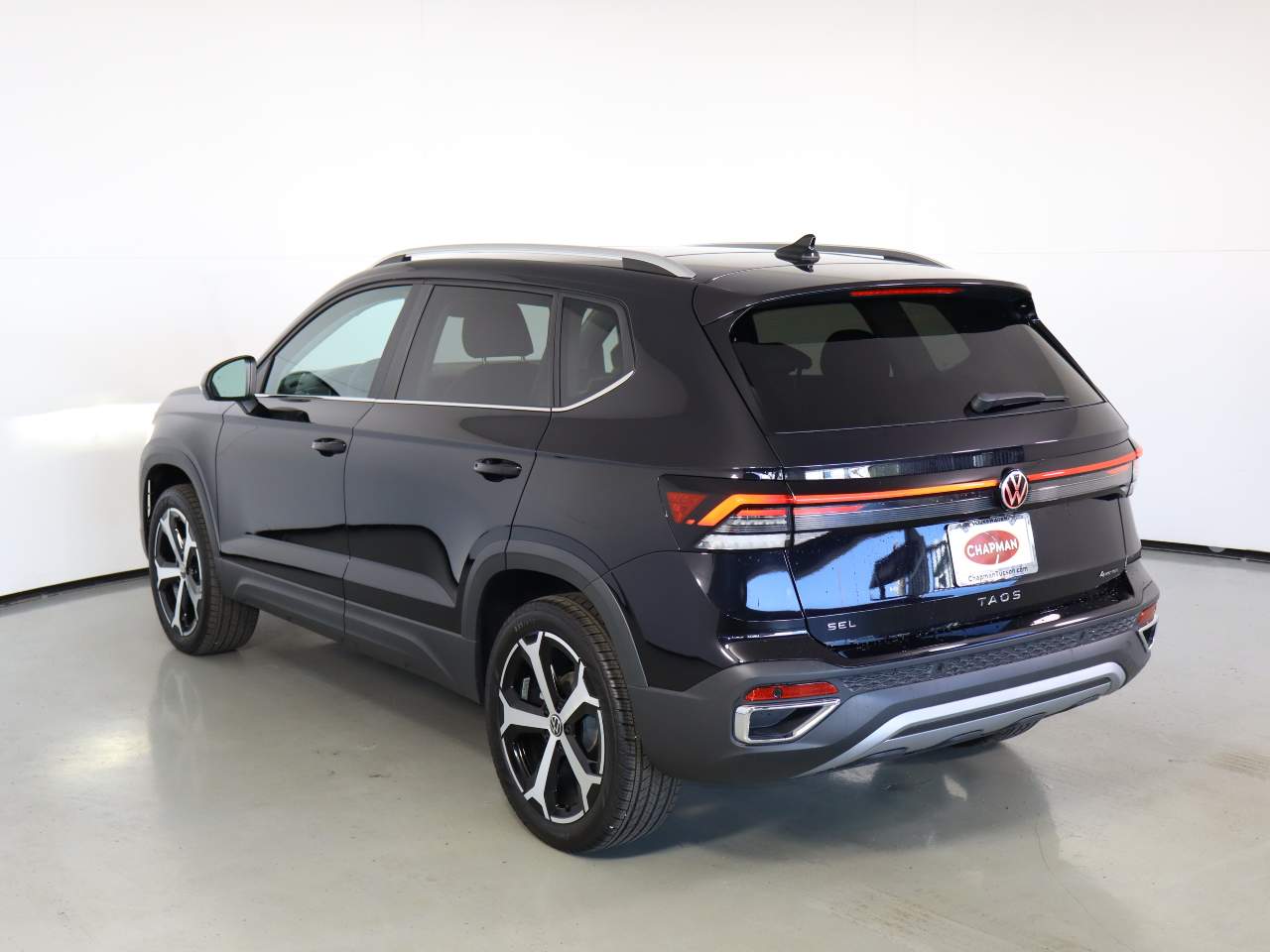2027 Volkswagen Taos SEL 4Motion