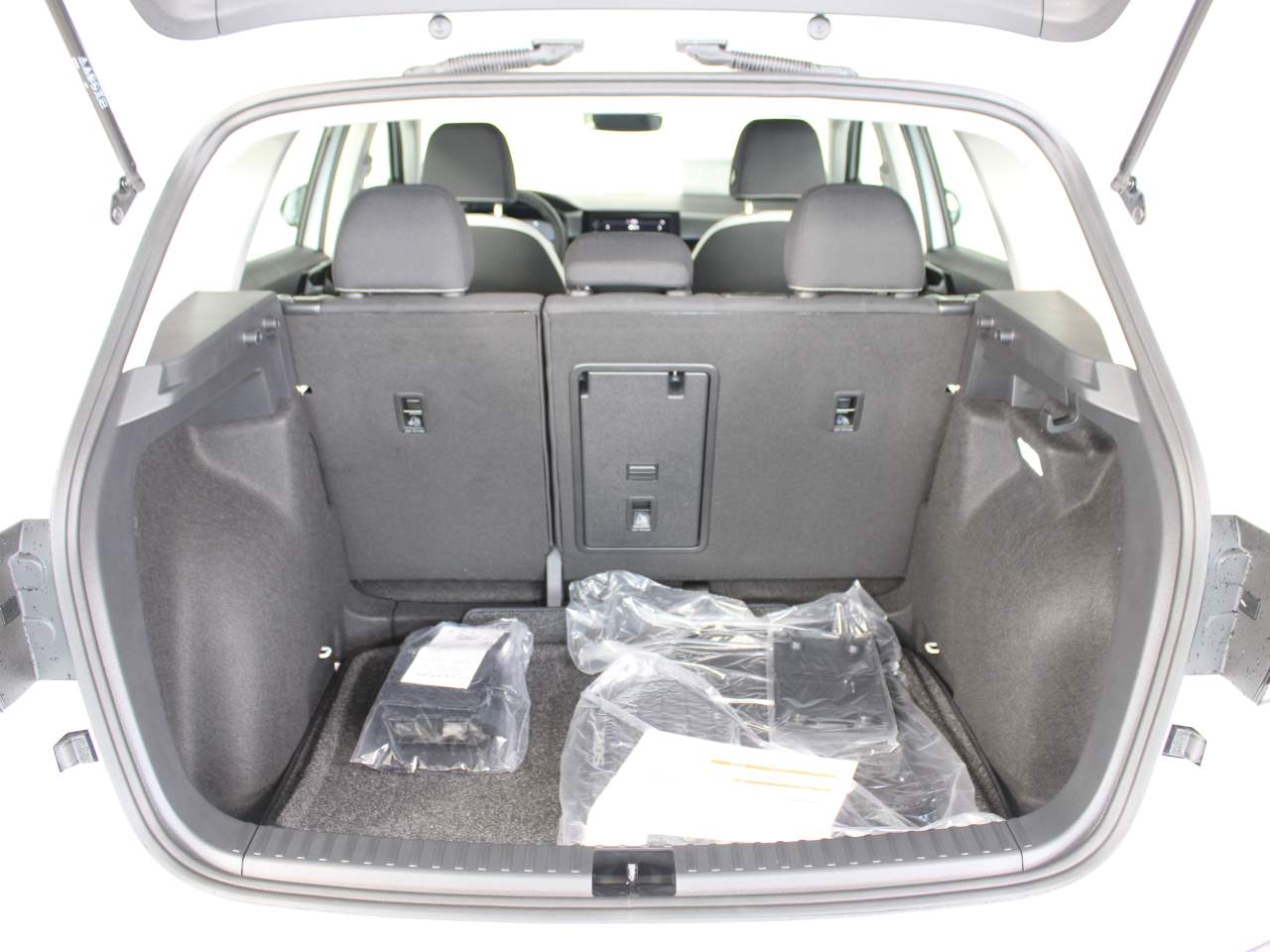 2025 Volkswagen Taos S