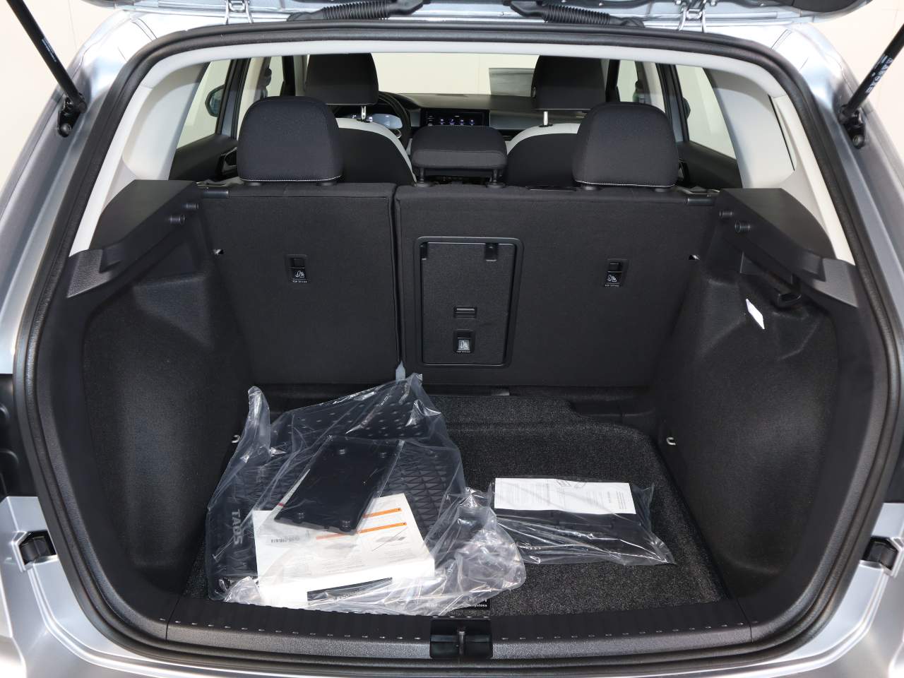 2025 Volkswagen Taos S