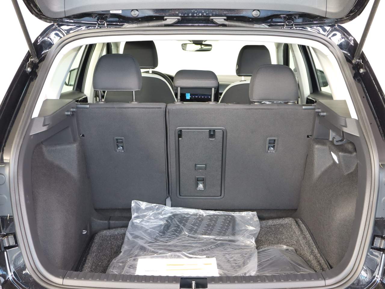 2027 Volkswagen Taos S