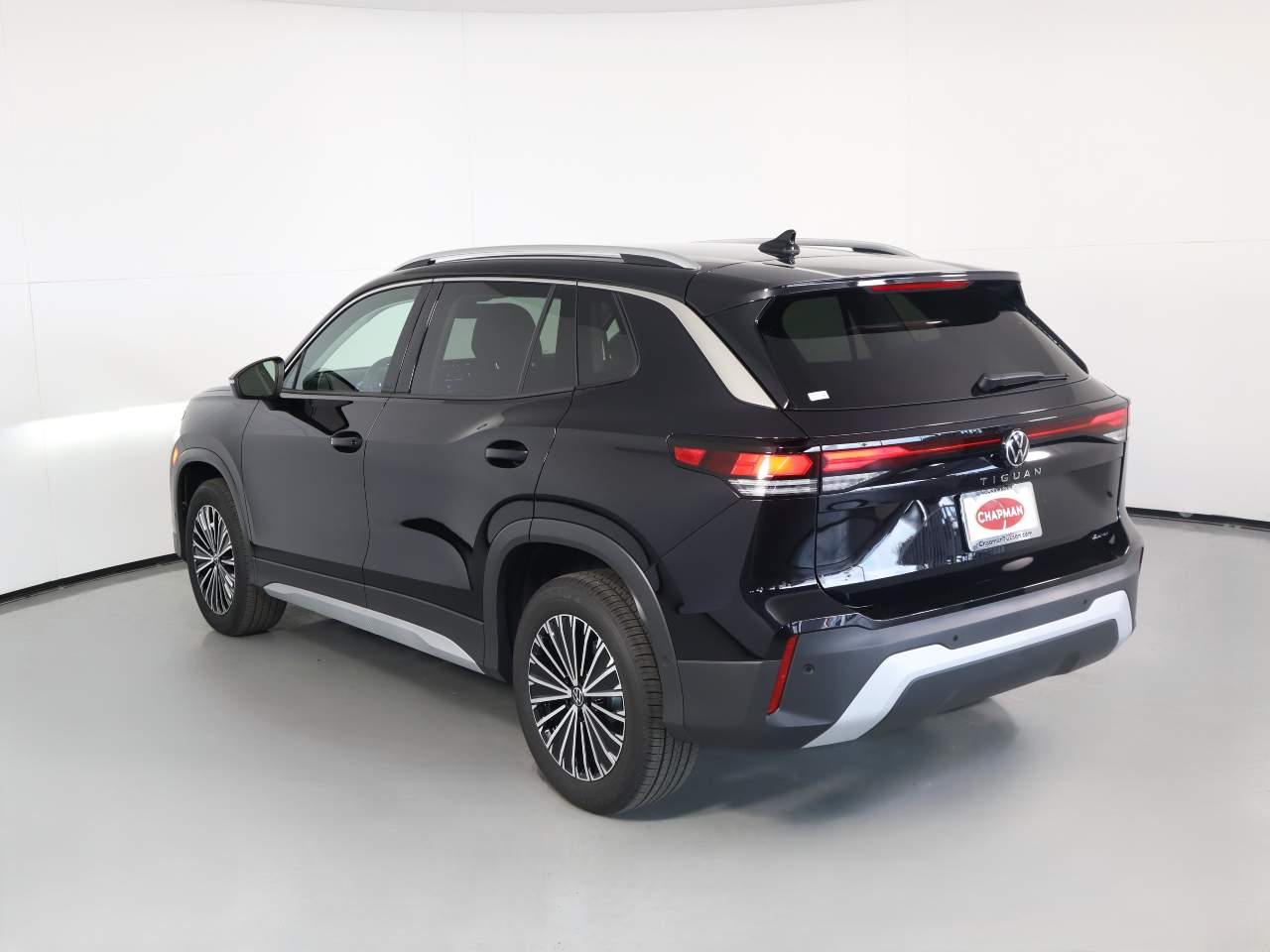 2025 Volkswagen Tiguan S 4Motion
