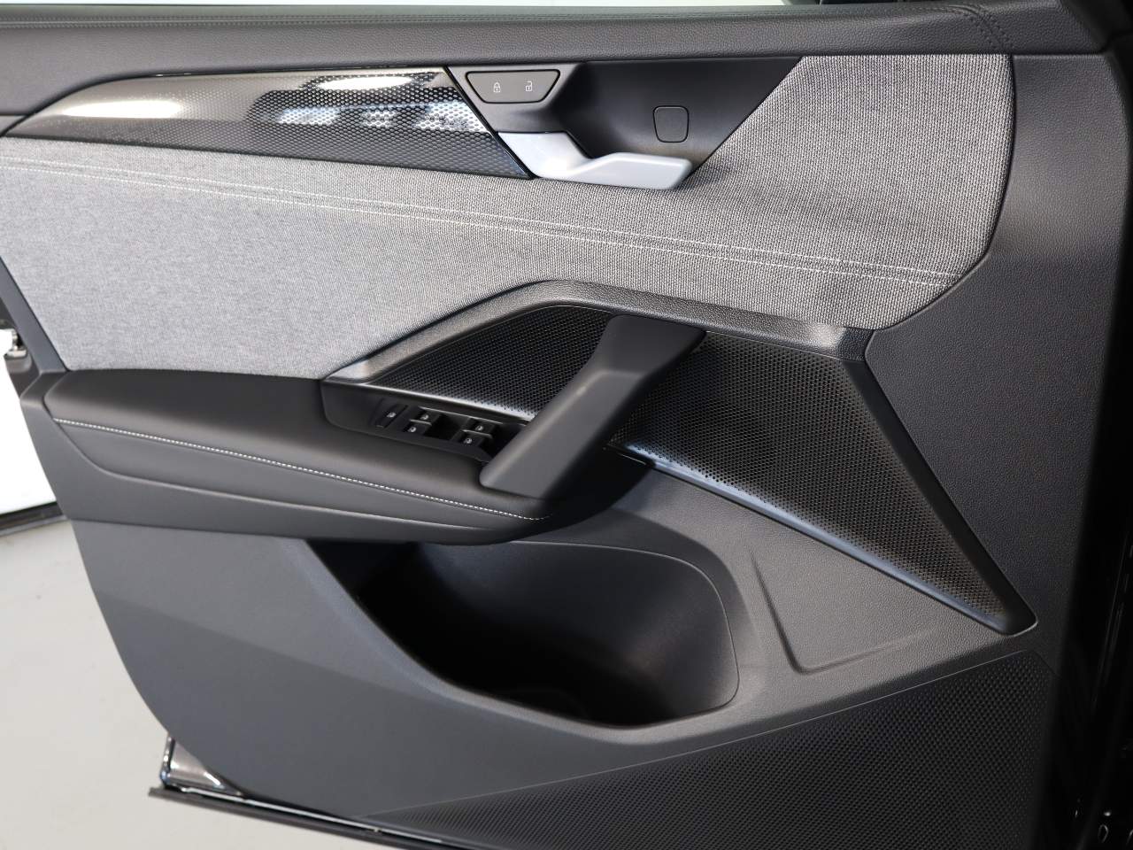 2026 Volkswagen Tiguan S 4Motion