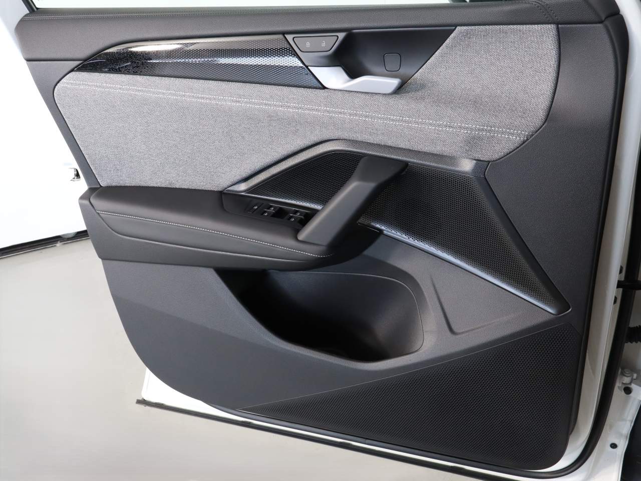 2026 Volkswagen Tiguan S 4Motion