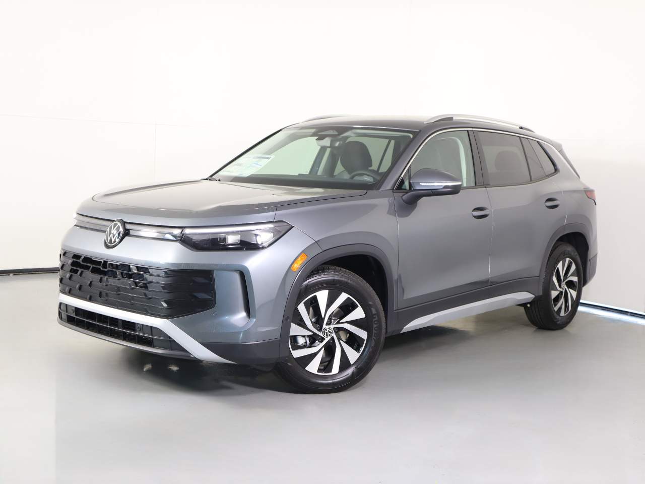 2025 Volkswagen Tiguan S