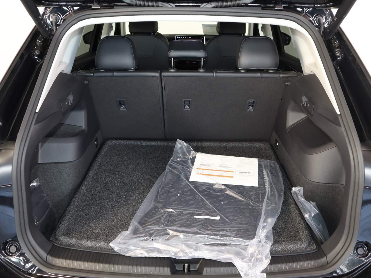 2025 Volkswagen Tiguan SE