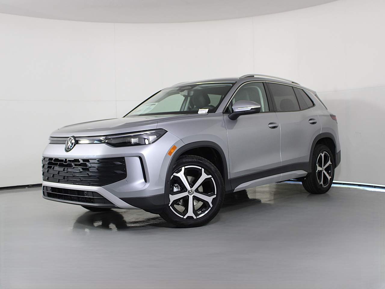 2025 Volkswagen Tiguan SE