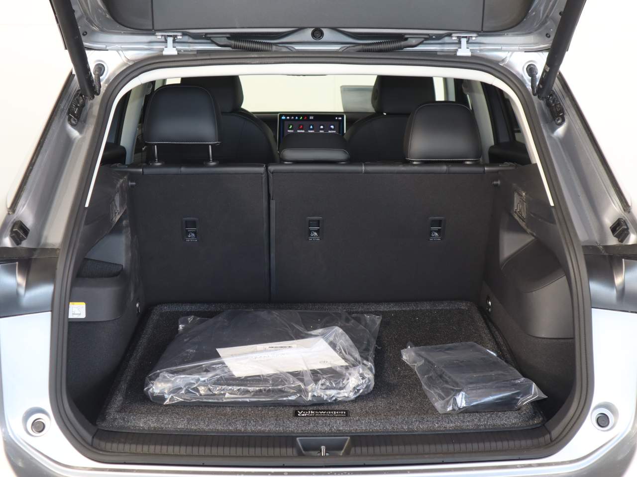 2025 Volkswagen Tiguan SE