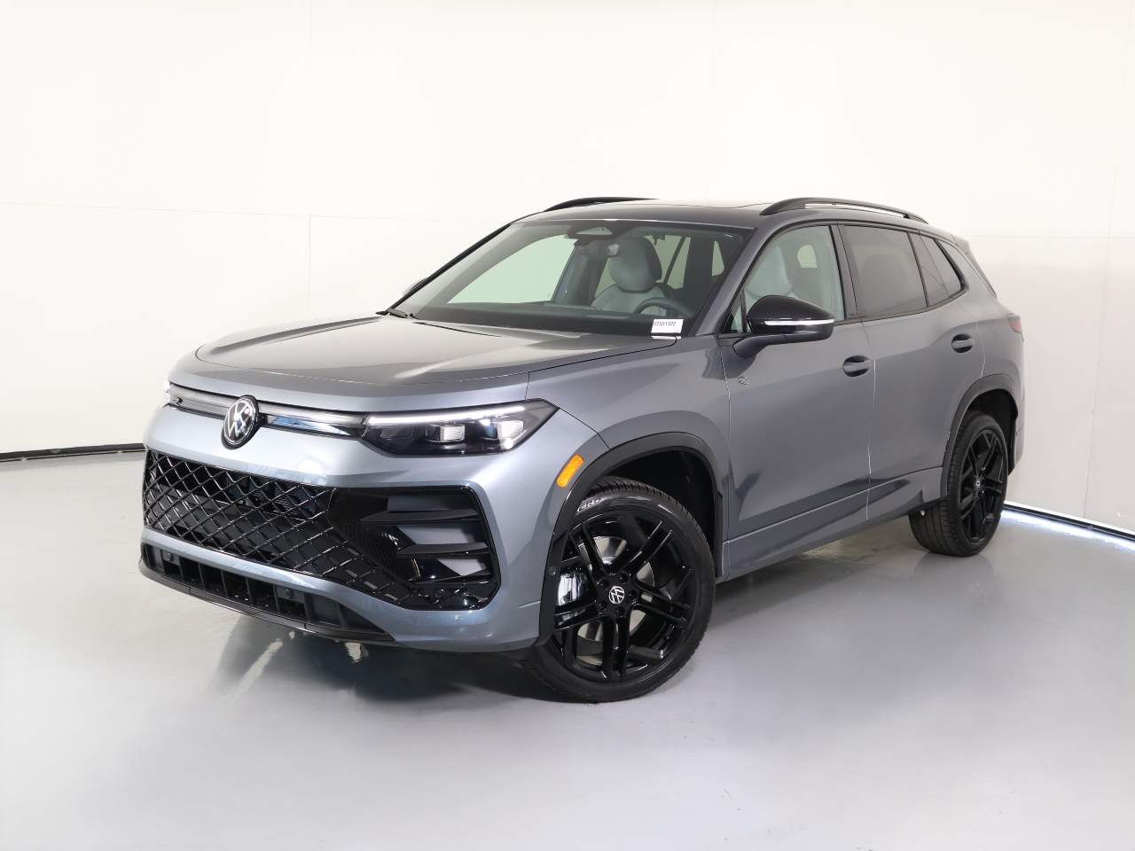 2025 Volkswagen Tiguan SE R-Line Black 4Motion