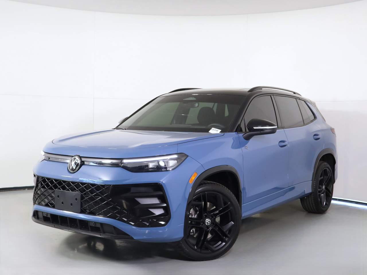 2026 Volkswagen Tiguan SE R-Line Black 4Motion