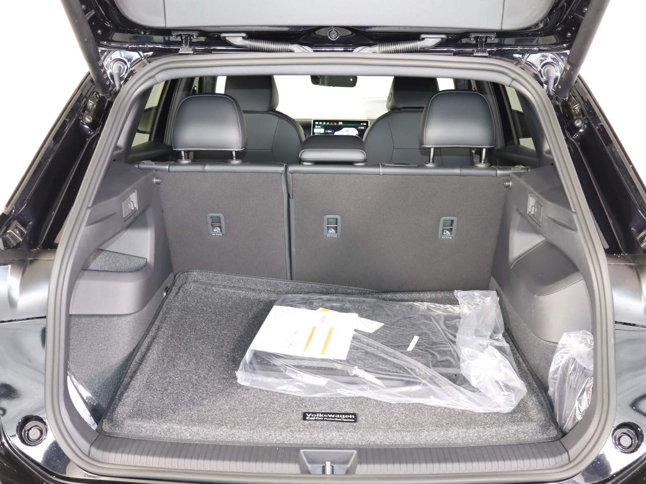 2026 Volkswagen Tiguan SE R-Line Black 4Motion