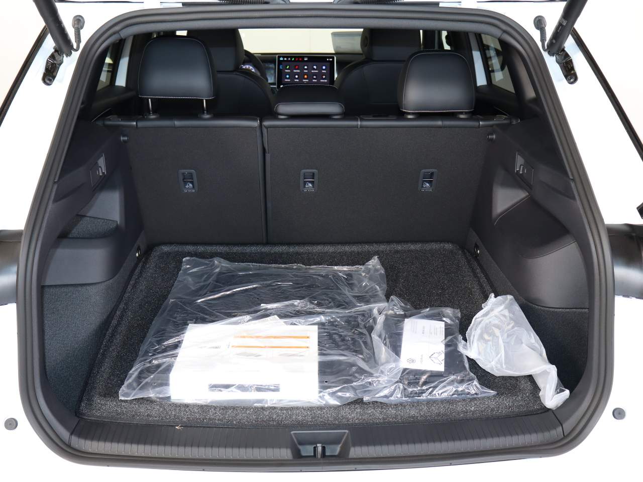 2026 Volkswagen Tiguan SE R-Line Black 4Motion