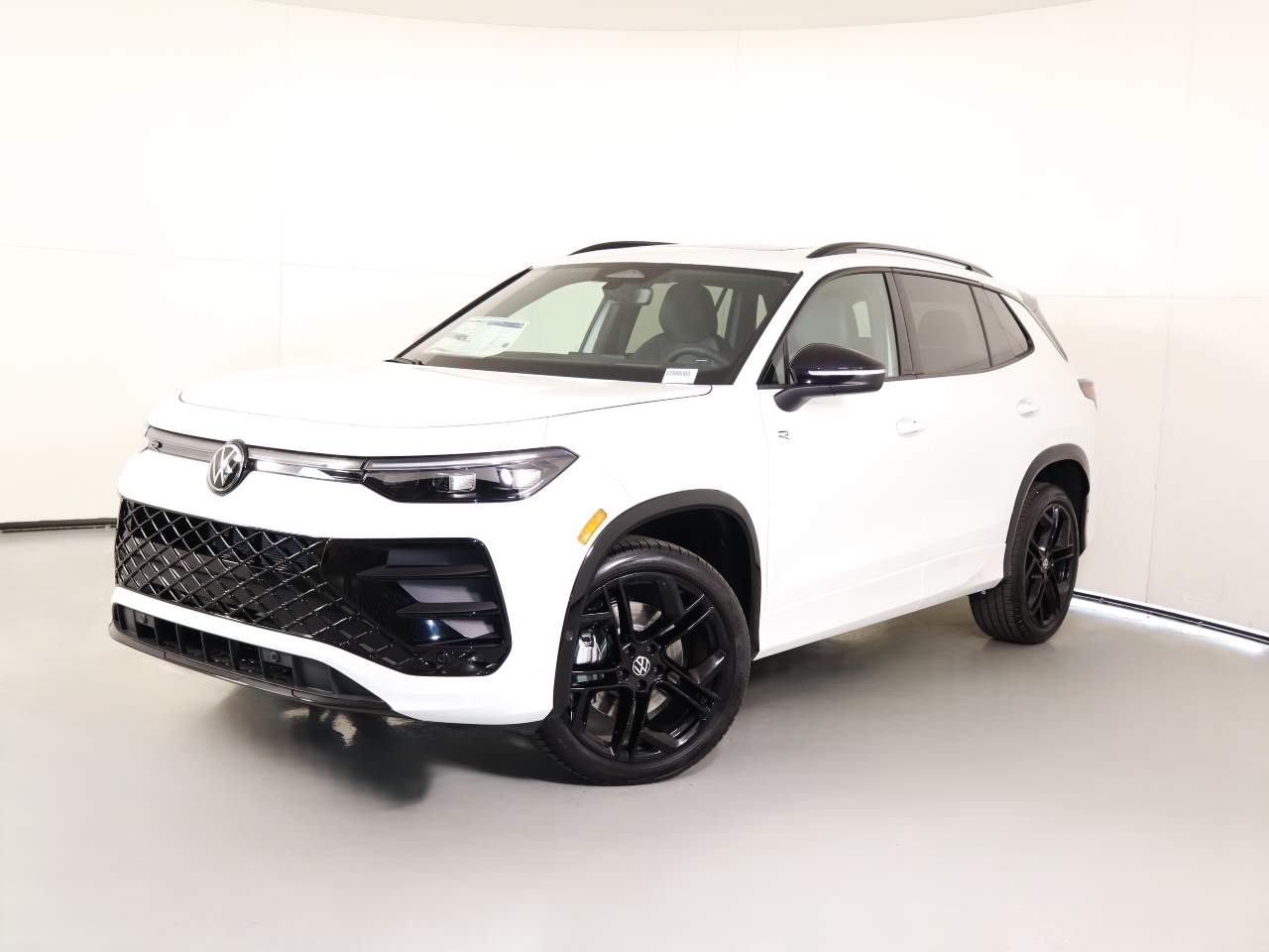 2026 Volkswagen Tiguan SE R-Line Black 4Motion