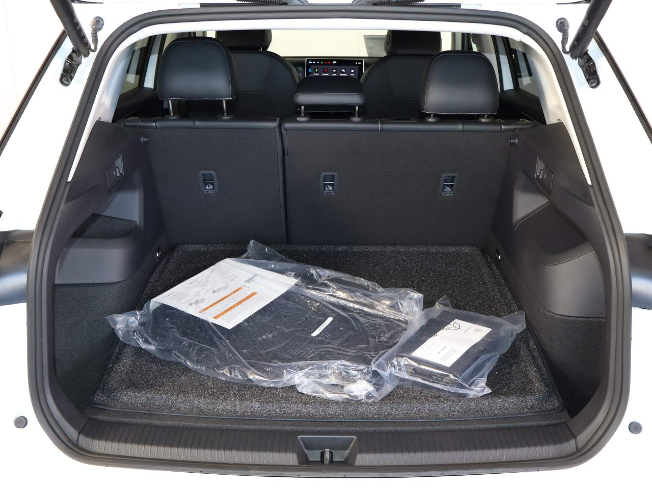 2026 Volkswagen Tiguan SE 4Motion