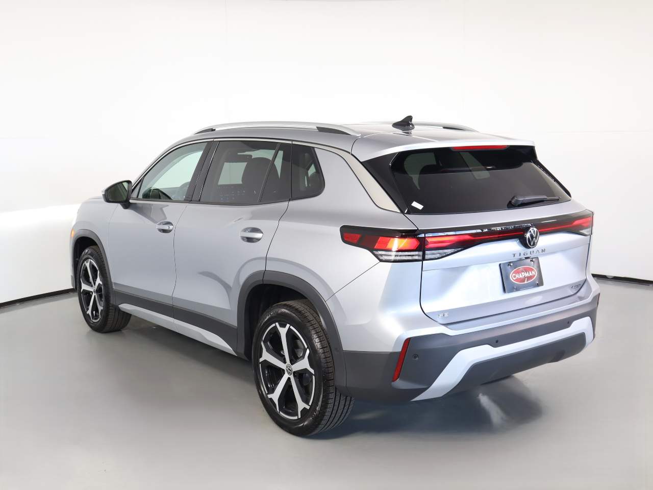 2025 Volkswagen Tiguan SE 4Motion