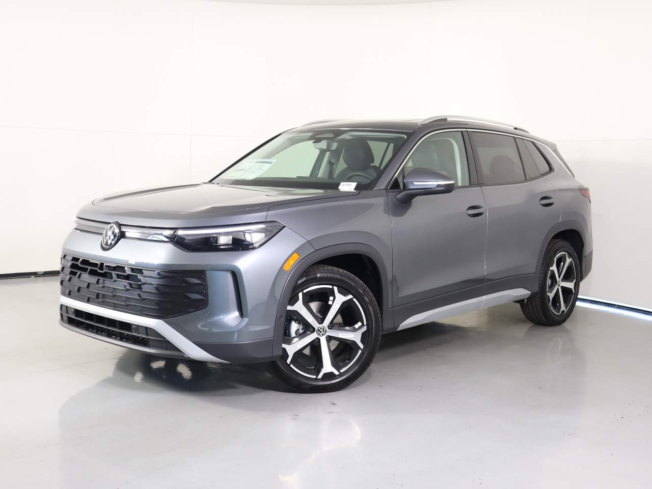 2025 Volkswagen Tiguan SE