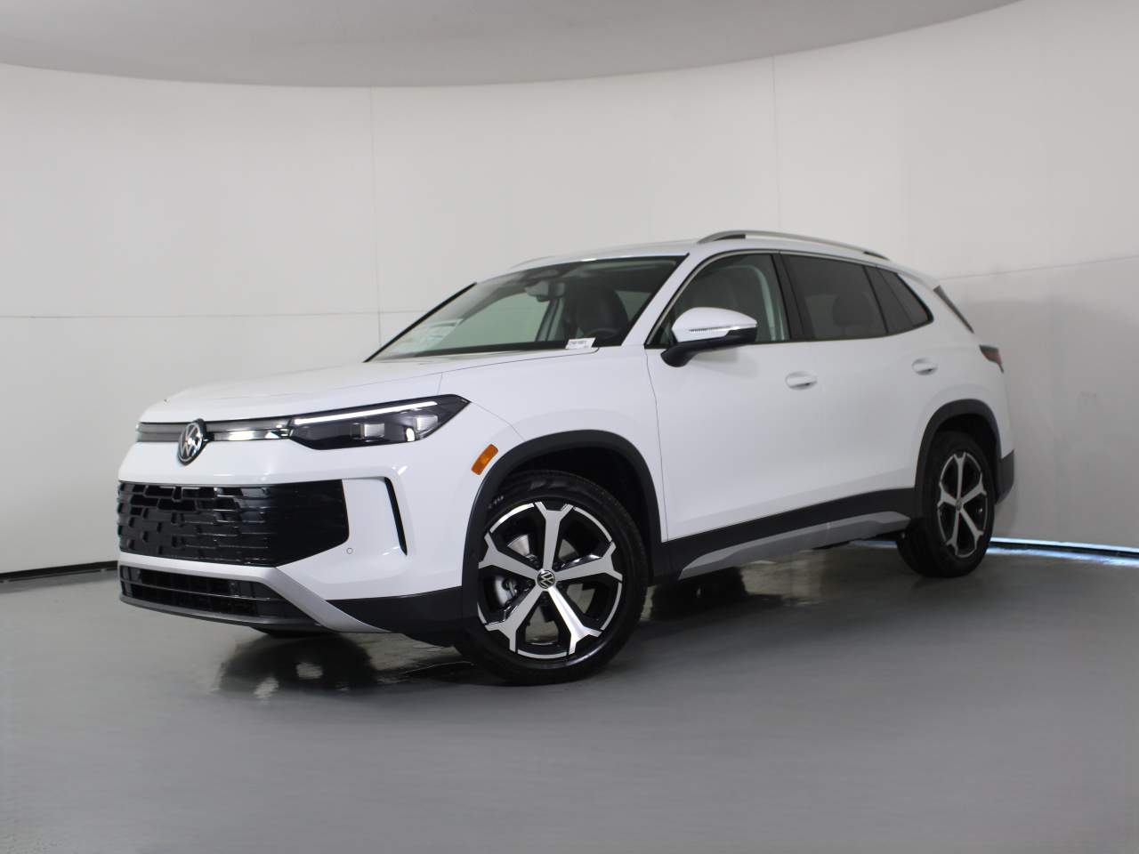 2025 Volkswagen Tiguan SE