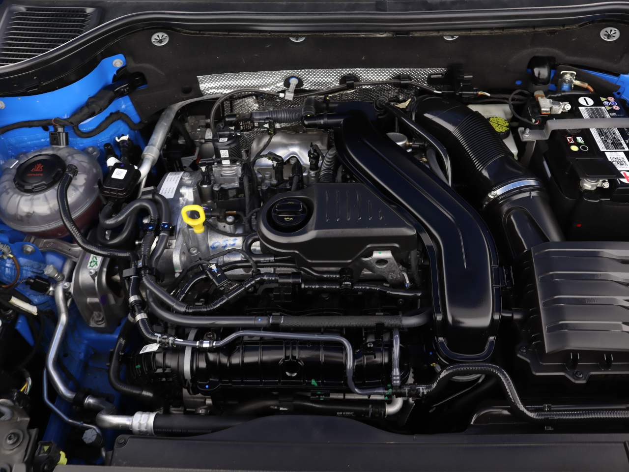 2023 Volkswagen Taos SE 4Motion