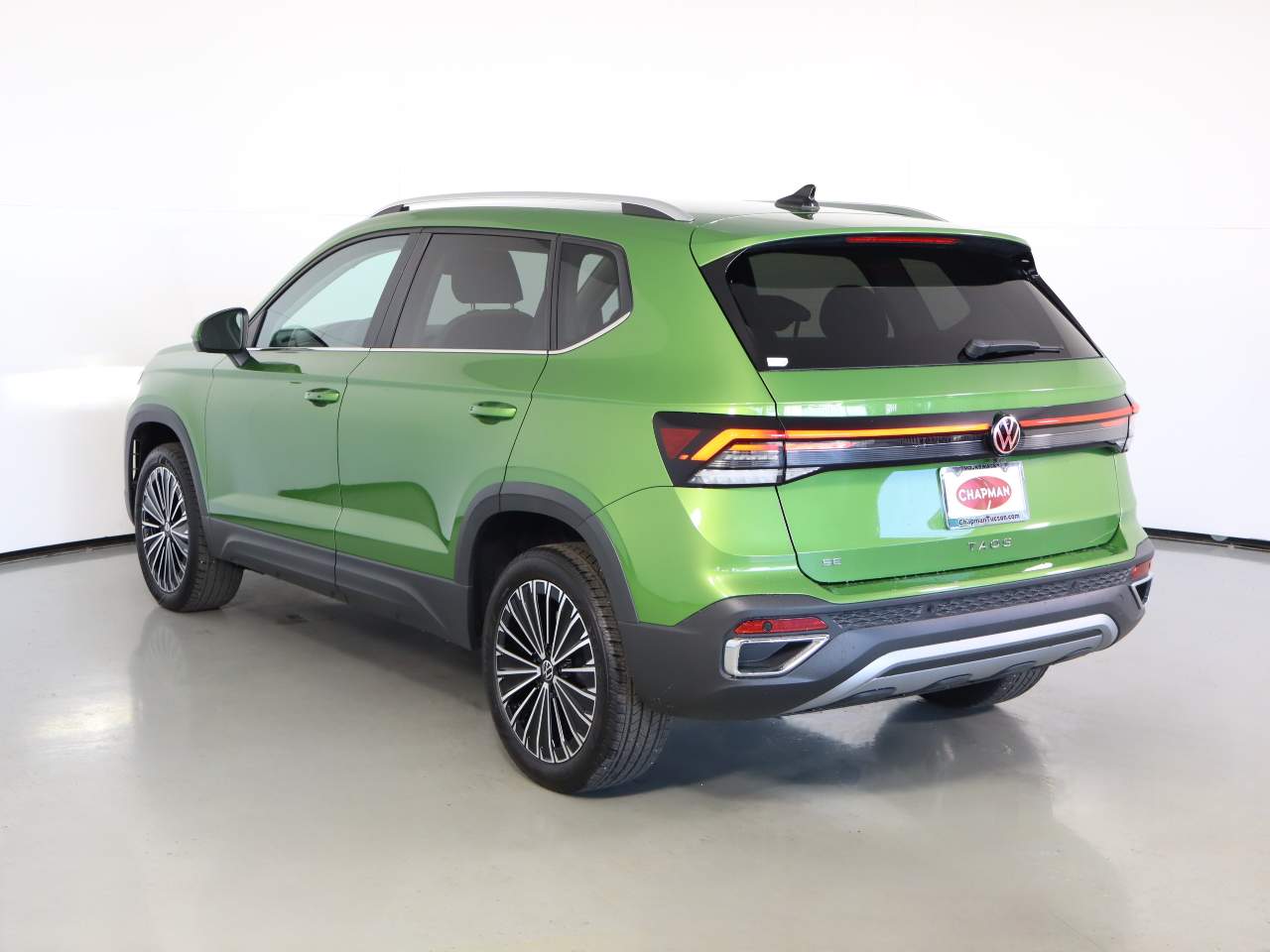 2027 Volkswagen Taos SE