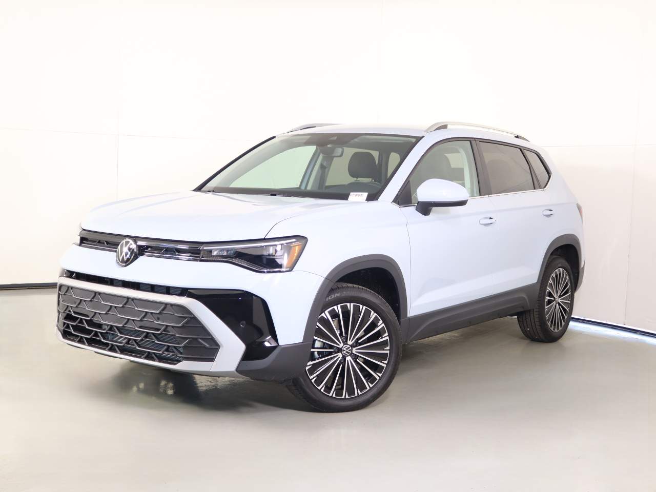 2027 Volkswagen Taos SE