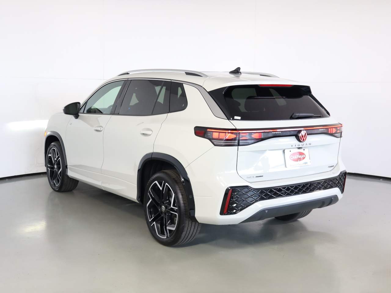 2026 Volkswagen Tiguan SEL R-Line Turbo 4Motion