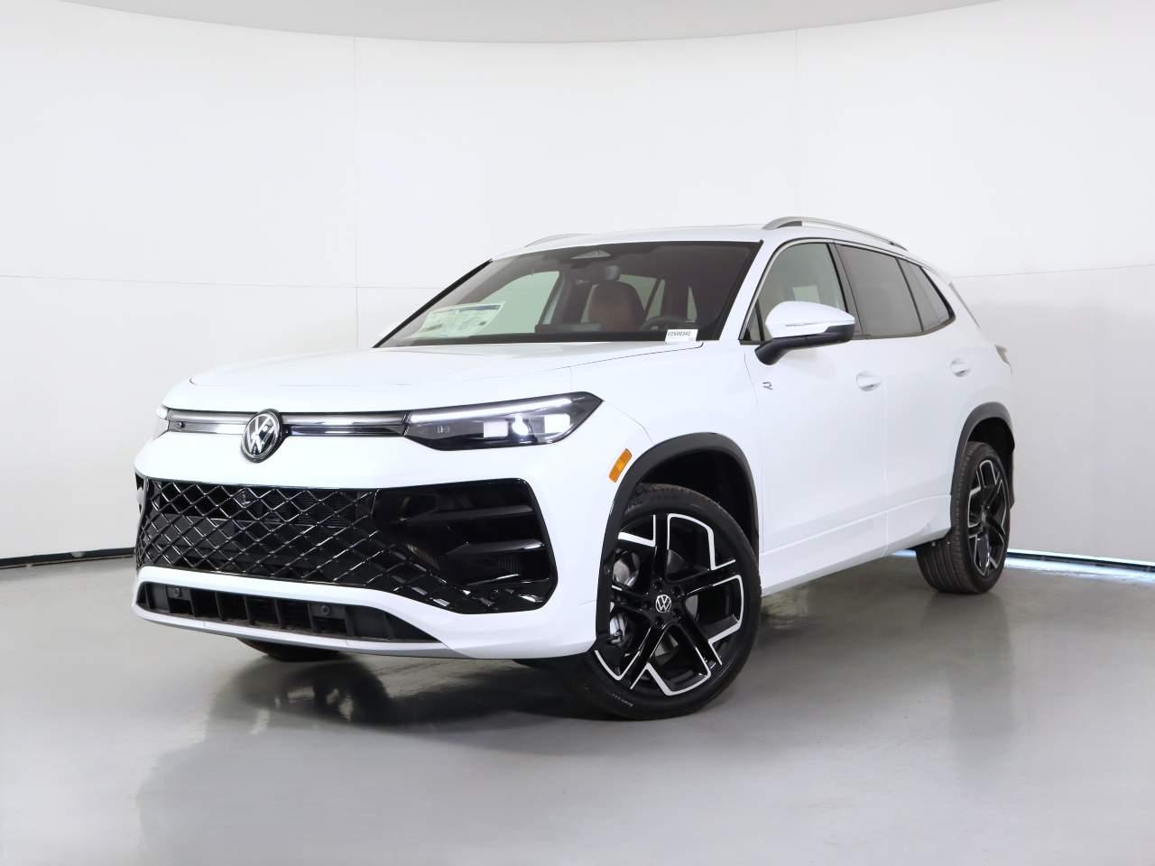 2026 Volkswagen Tiguan SEL R-Line Turbo 4Motion