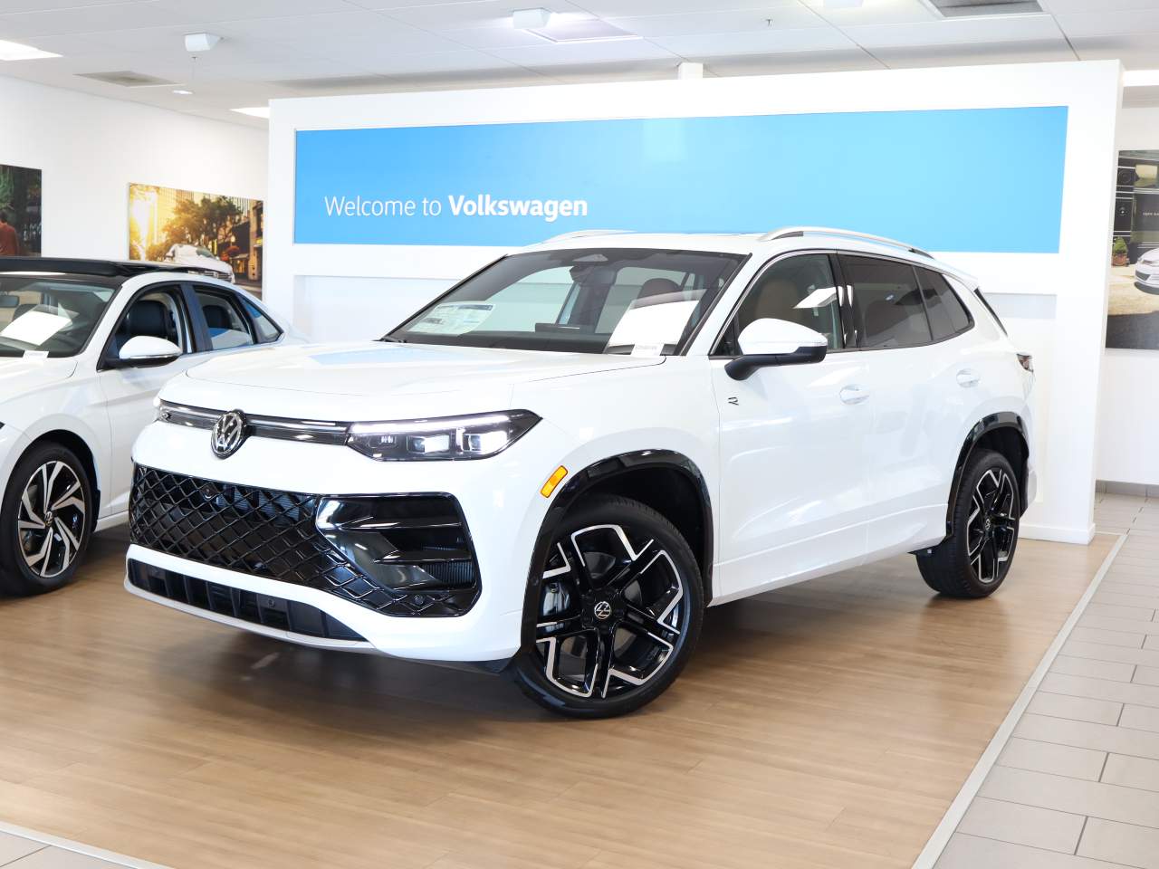 2026 Volkswagen Tiguan SEL R-Line Turbo 4Motion