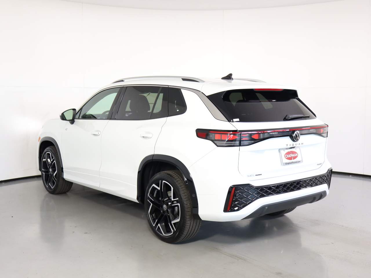 2026 Volkswagen Tiguan SEL R-Line Turbo 4Motion