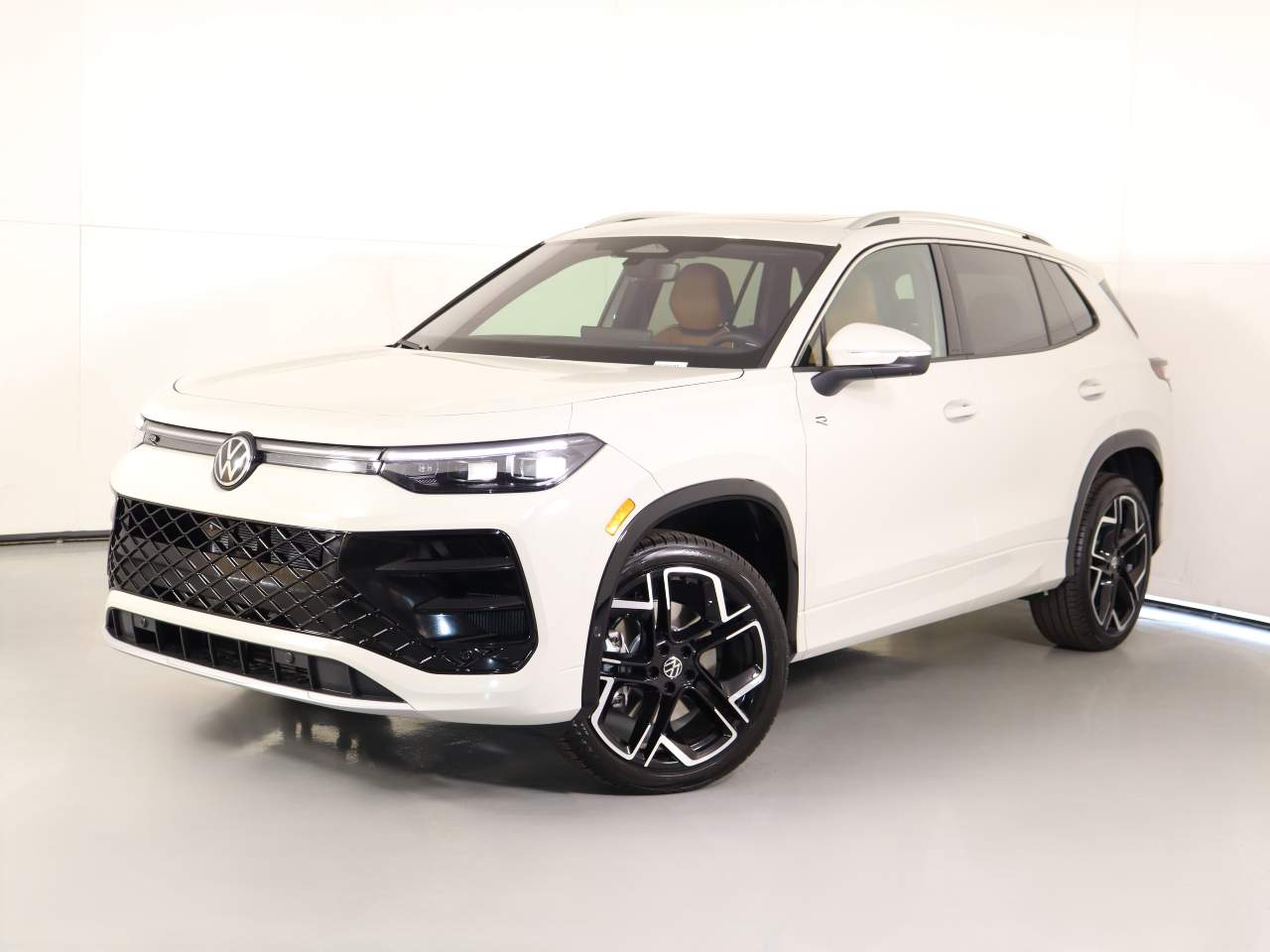 2026 Volkswagen Tiguan SEL R-Line Turbo 4Motion