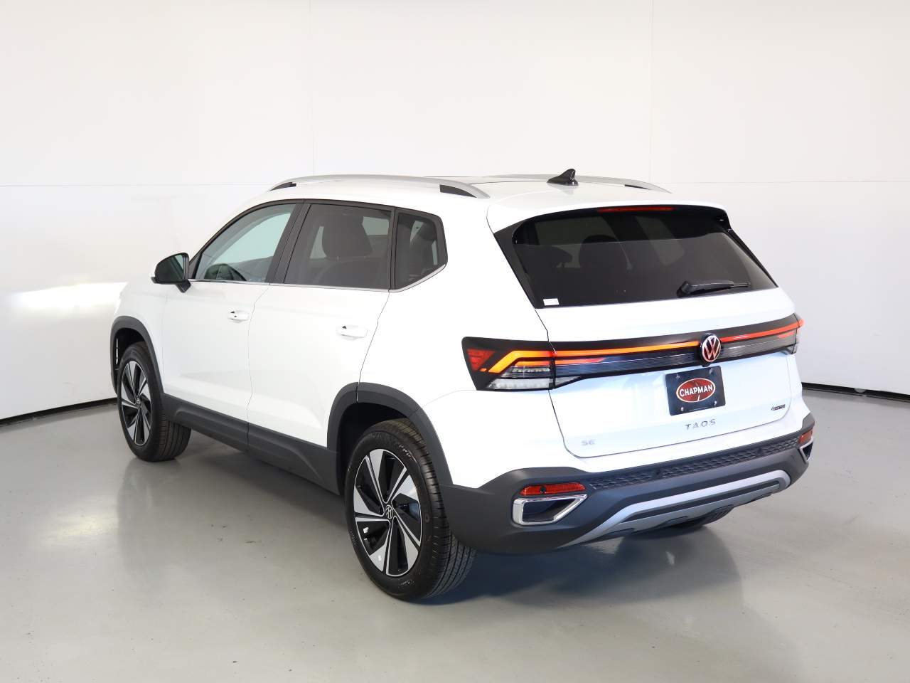 2026 Volkswagen Taos SE 4Motion