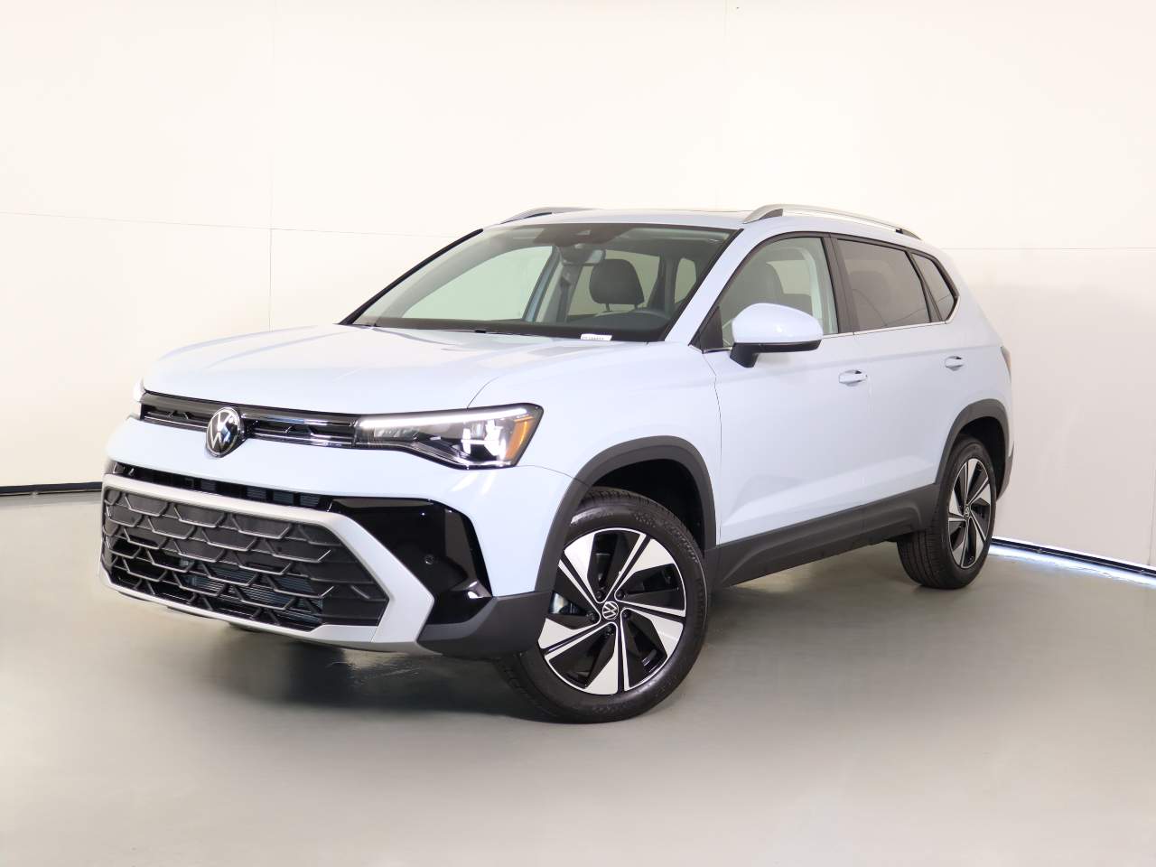 2027 Volkswagen Taos SE 4Motion