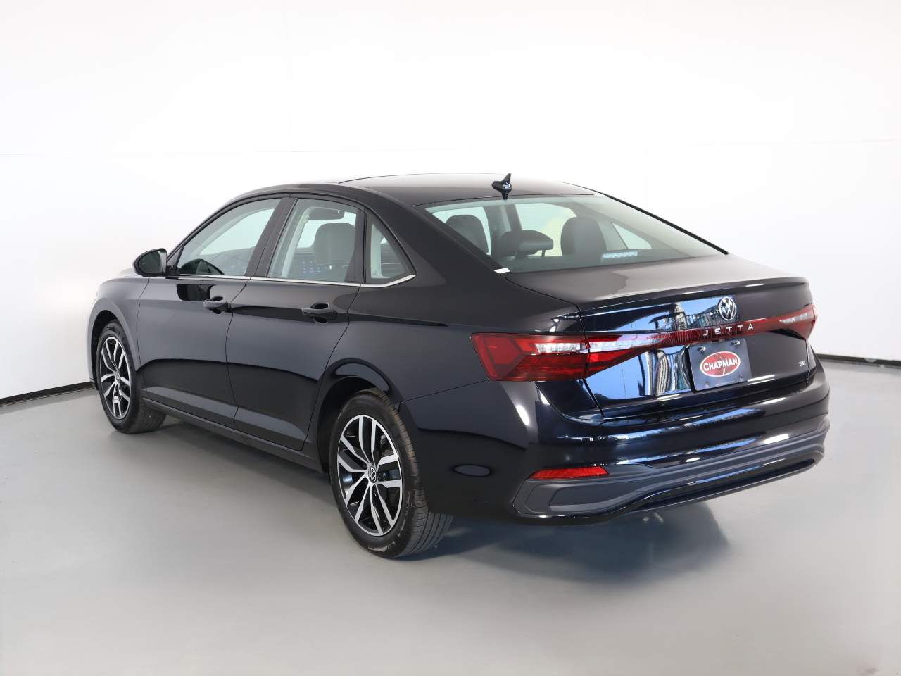 2026 Volkswagen Jetta SE photo 3