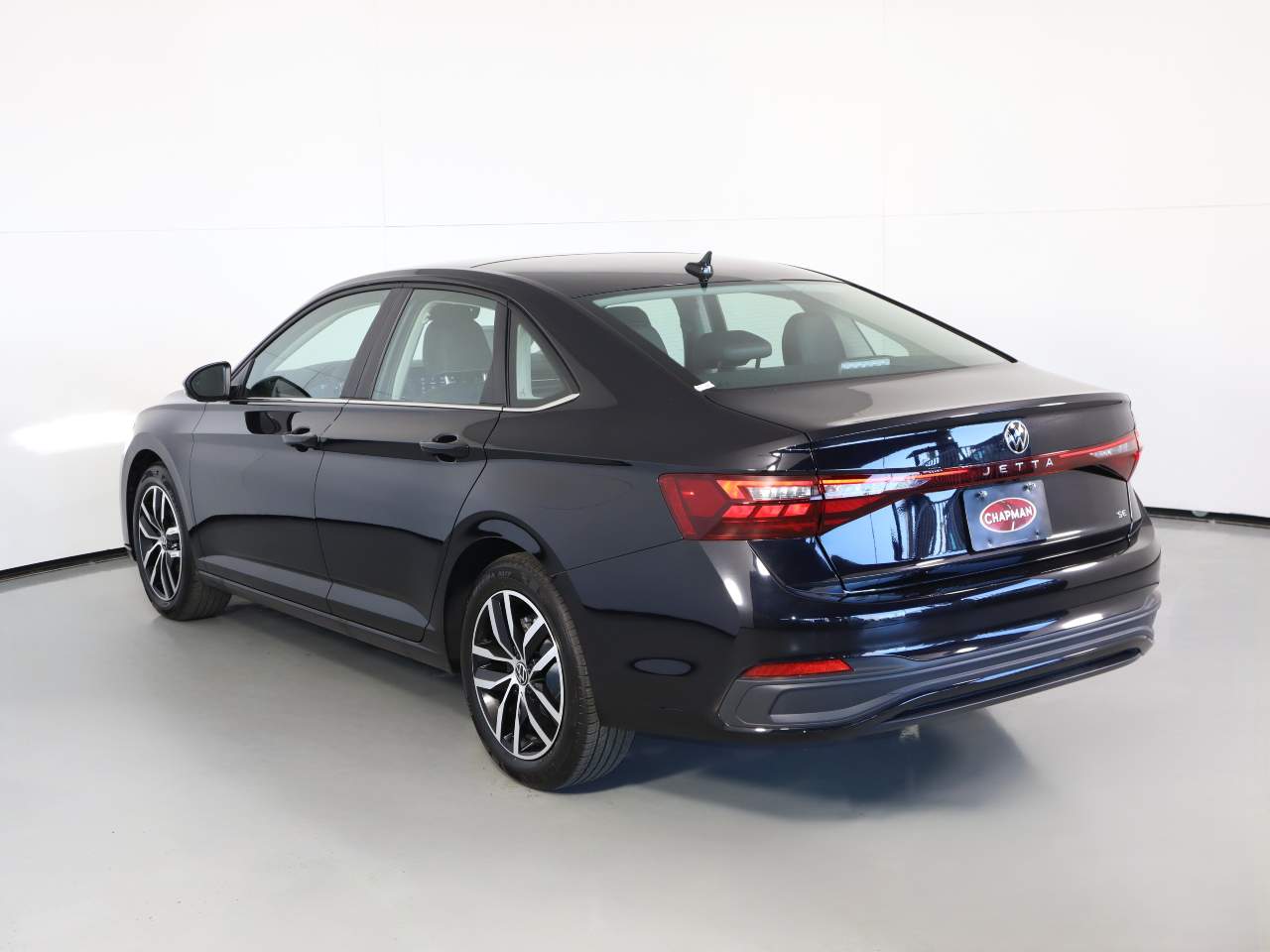 2026 Volkswagen Jetta SE photo 3