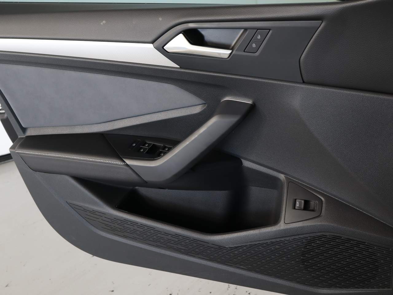 2025 Volkswagen Jetta Sedan SE