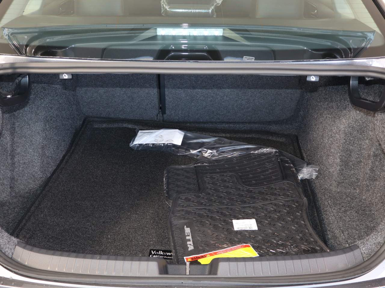2027 Volkswagen Jetta Sedan SEL