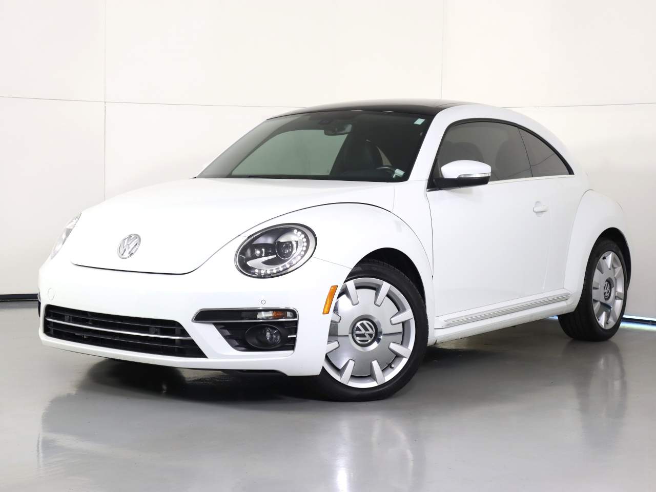 2019 Volkswagen Beetle 2.0T SE