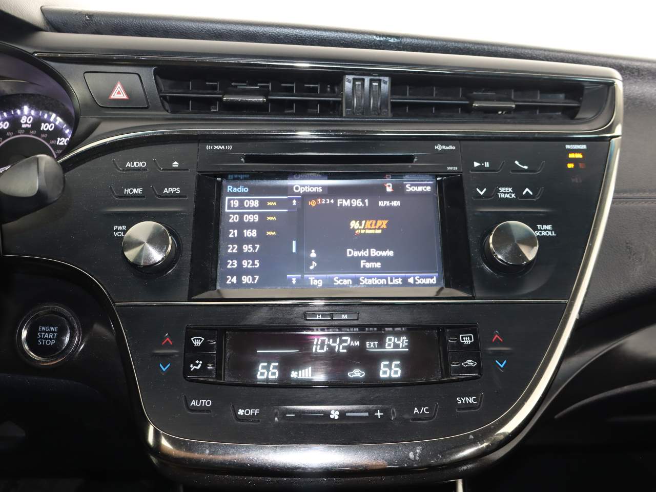 2017 Toyota Avalon XLE