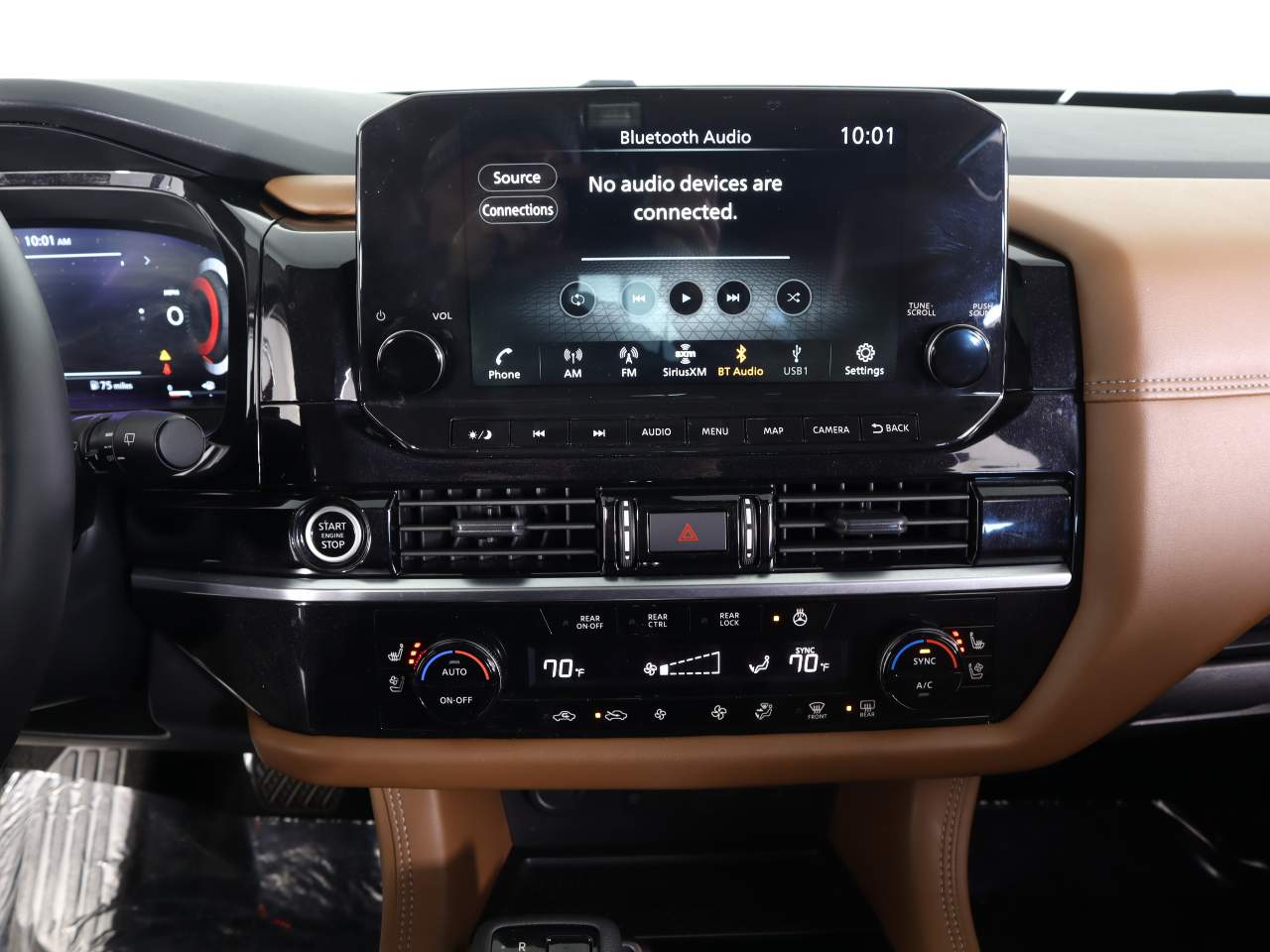 2024 Nissan Pathfinder Platinum - Photo 11