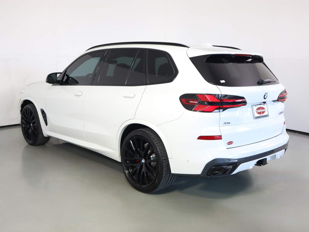 2025 BMW X5 M60i