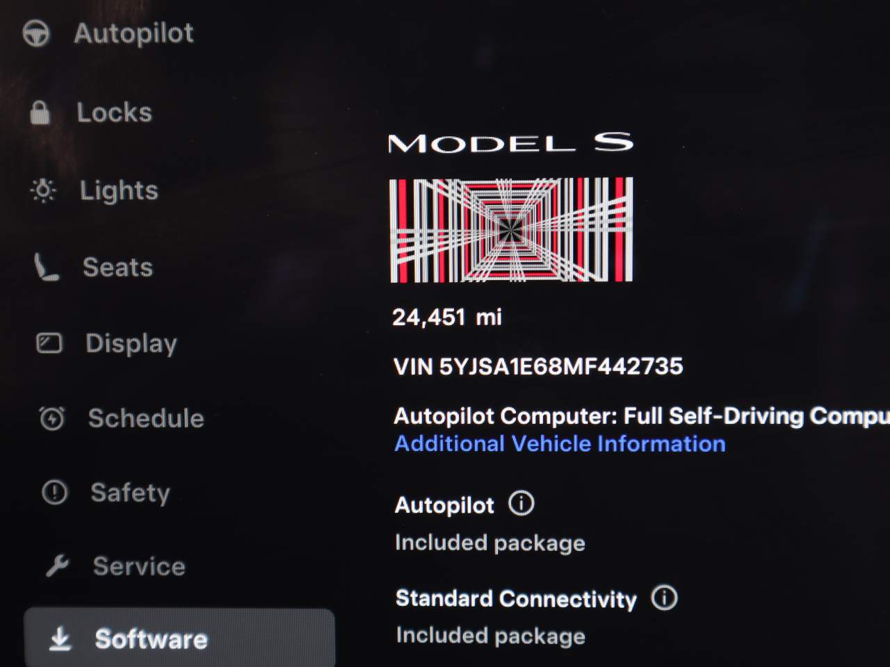 2021 Tesla Model S Plaid - Photo 8