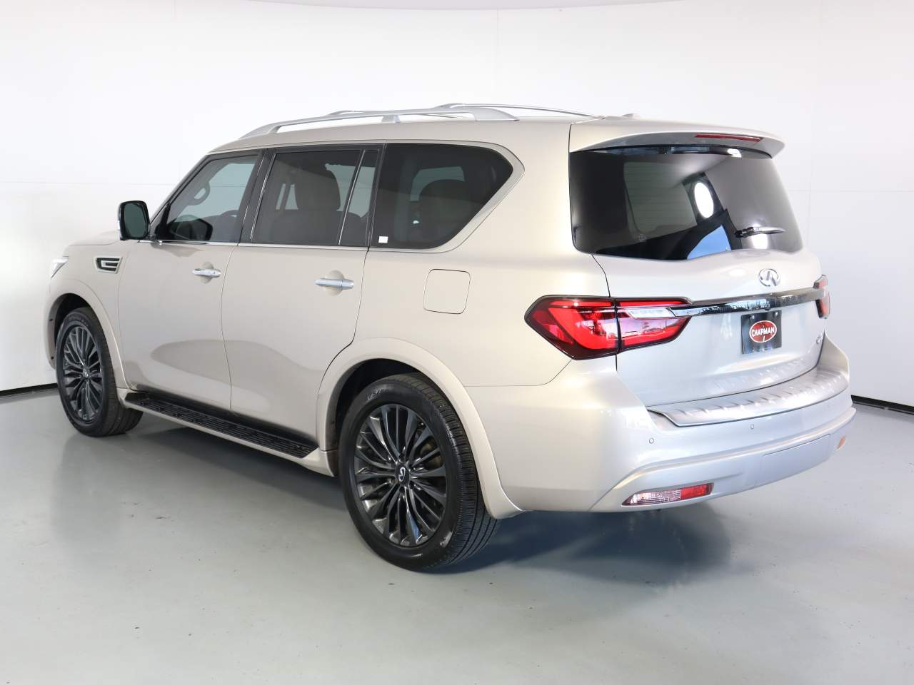 2022 INFINITI QX80 -