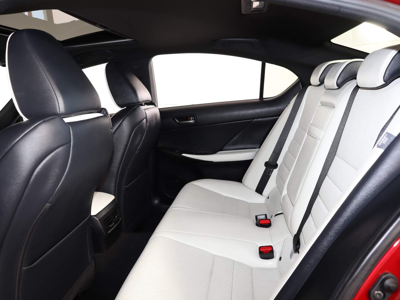 2021 Lexus IS 350 F SPORT - Photo 15