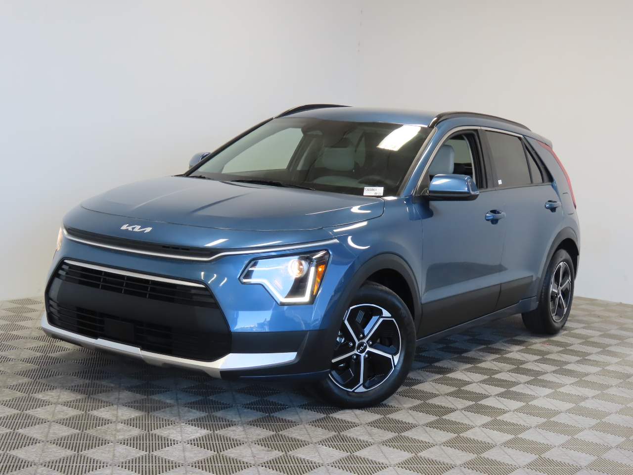 2024 Kia Niro EX