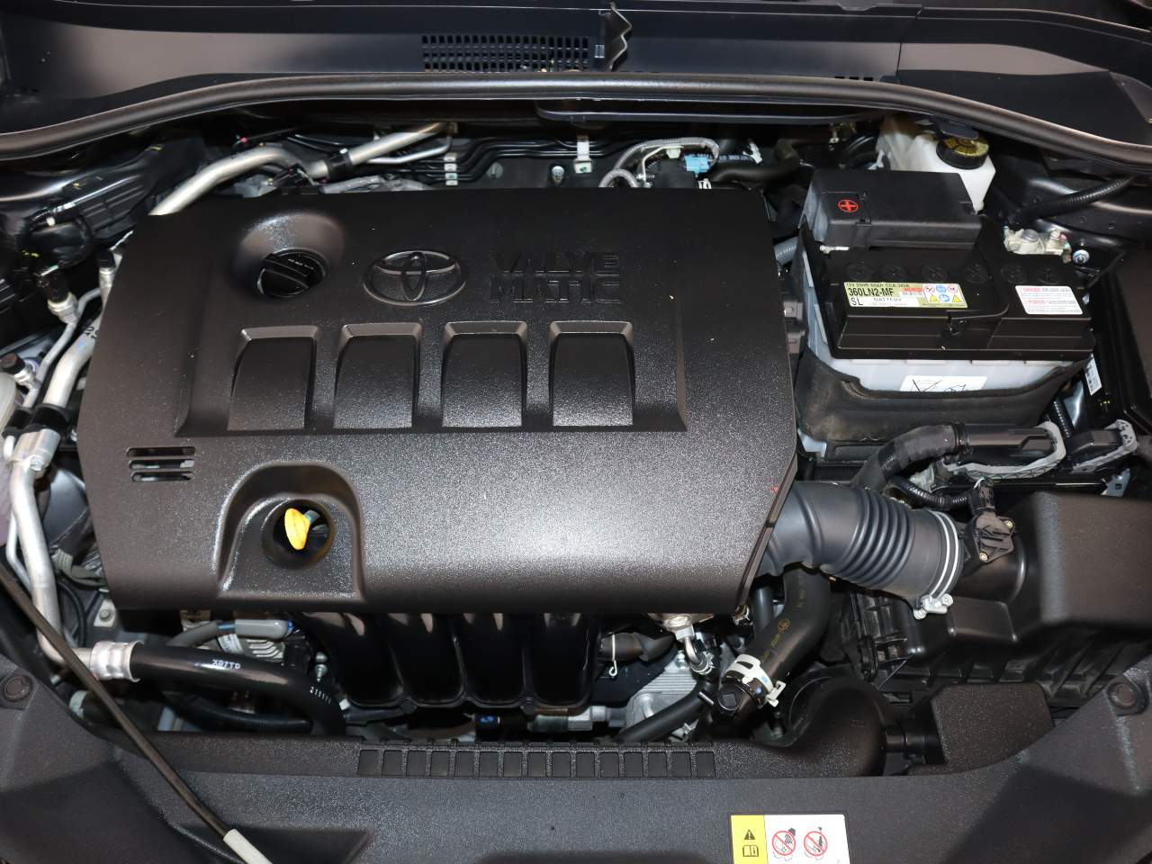2022 Toyota C-HR XLE