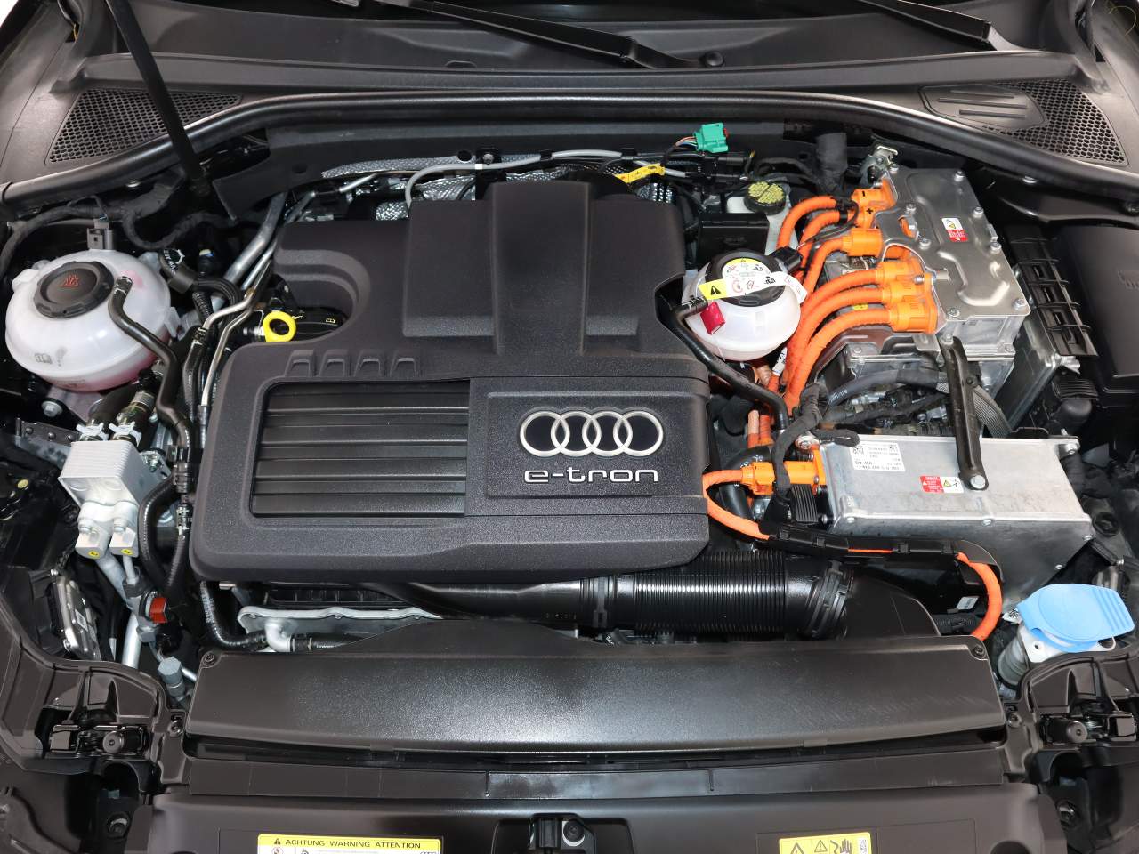 2018 Audi A3 Sportback e-tron 1.4T Premium Plus