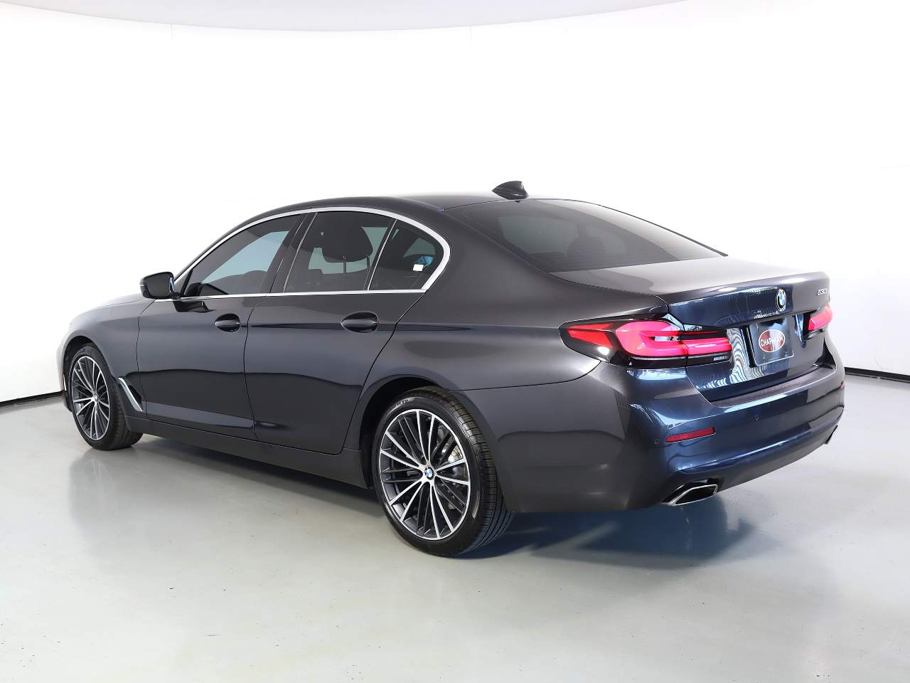 2023 BMW 5-Series 530i